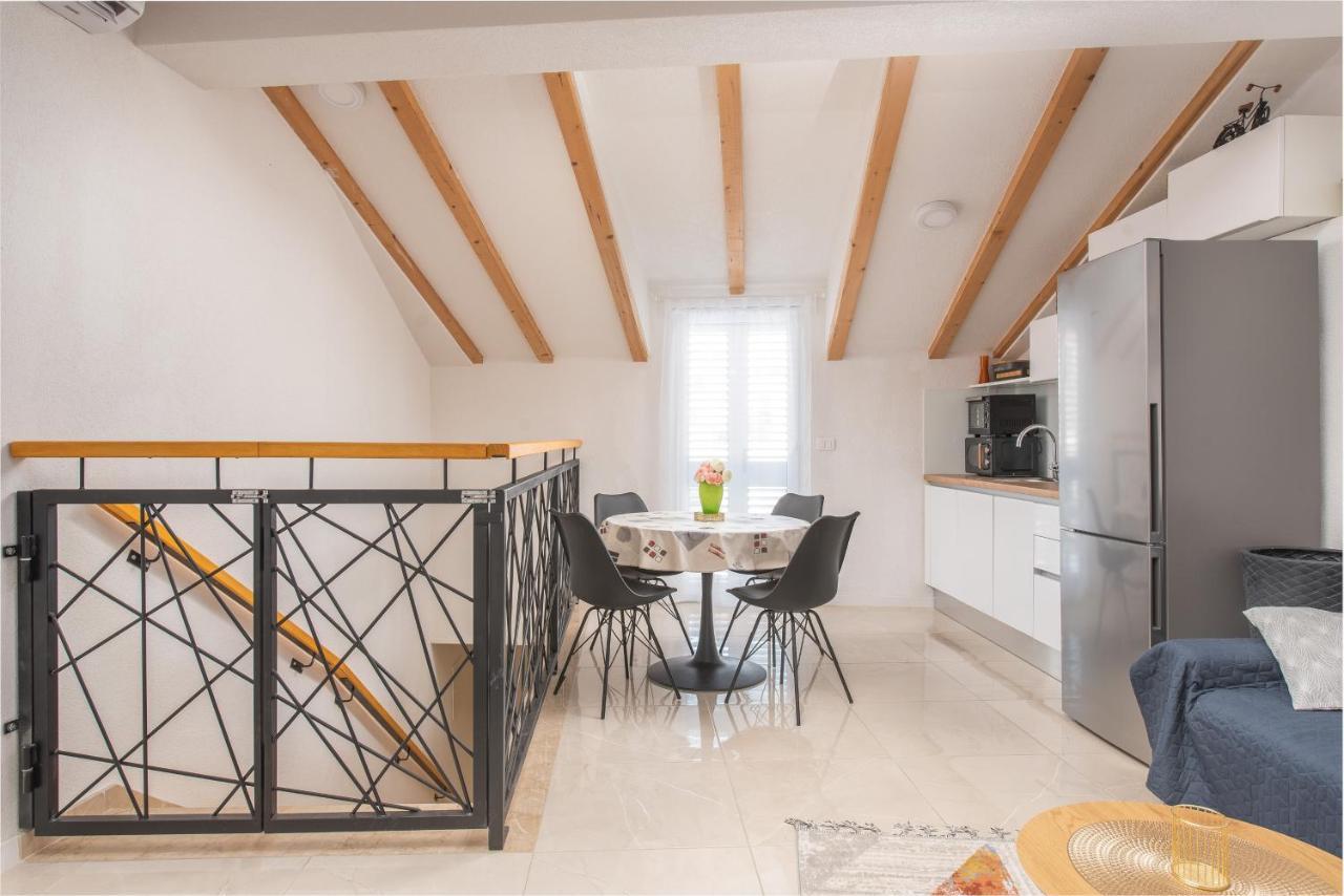 Apartmani Mara Kaštela Kültér fotó