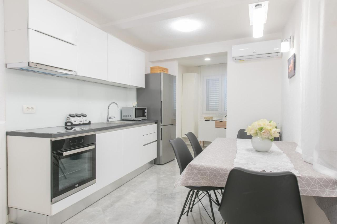 Apartmani Mara Kaštela Kültér fotó