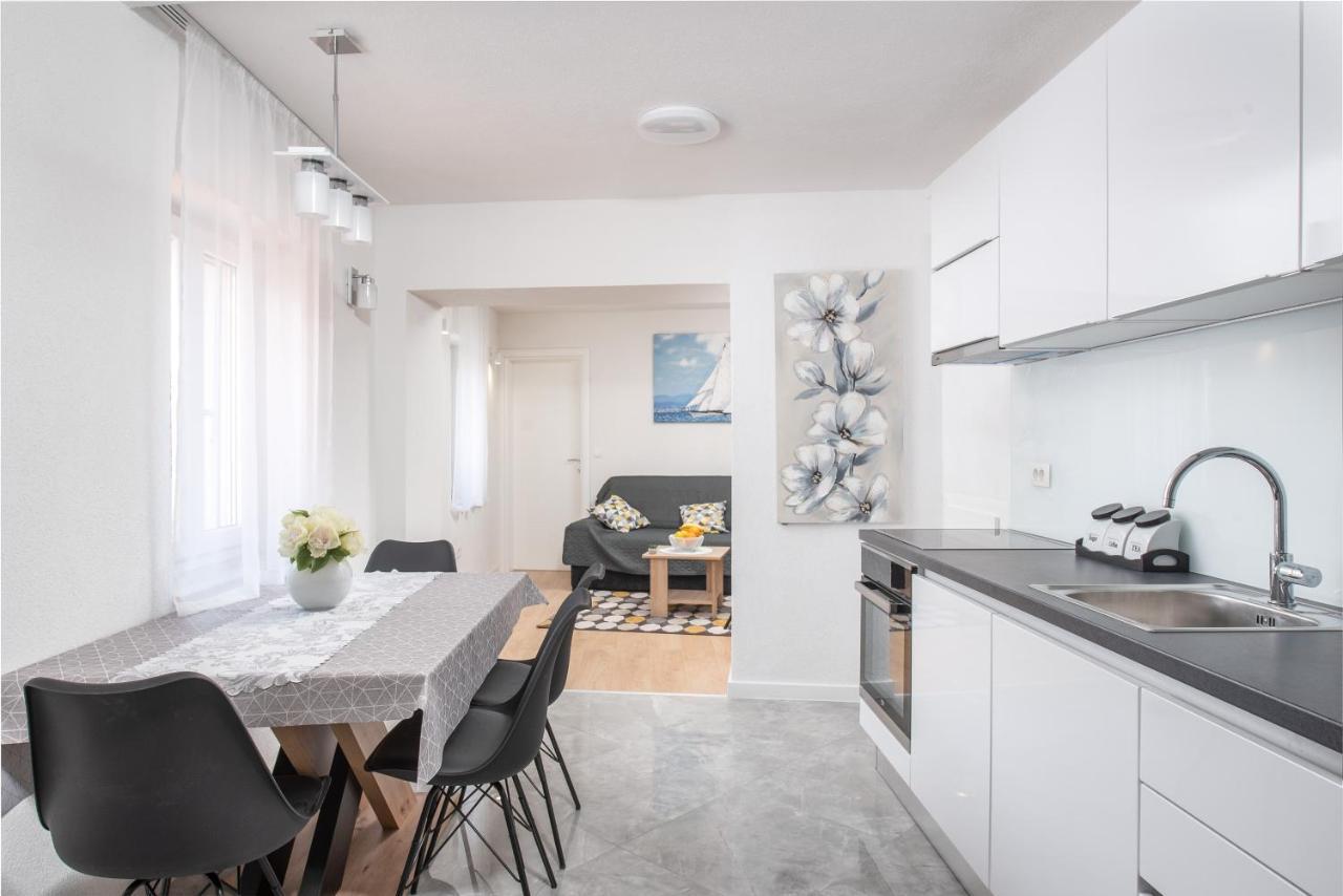 Apartmani Mara Kaštela Kültér fotó